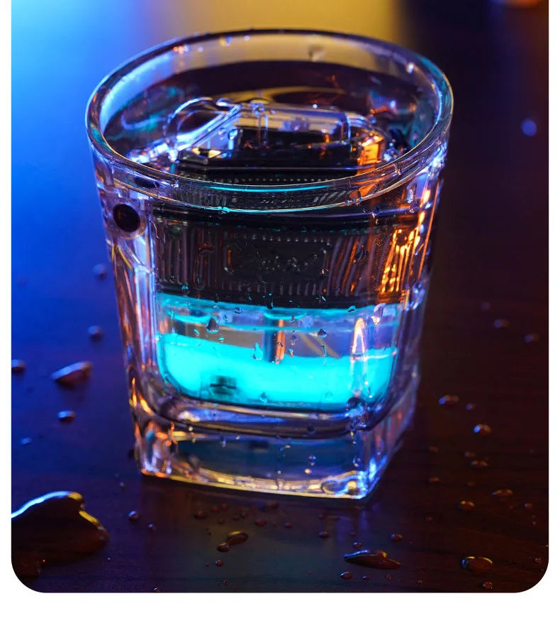 Zhibo’s Water Resistant Glow in the Dark Lighter